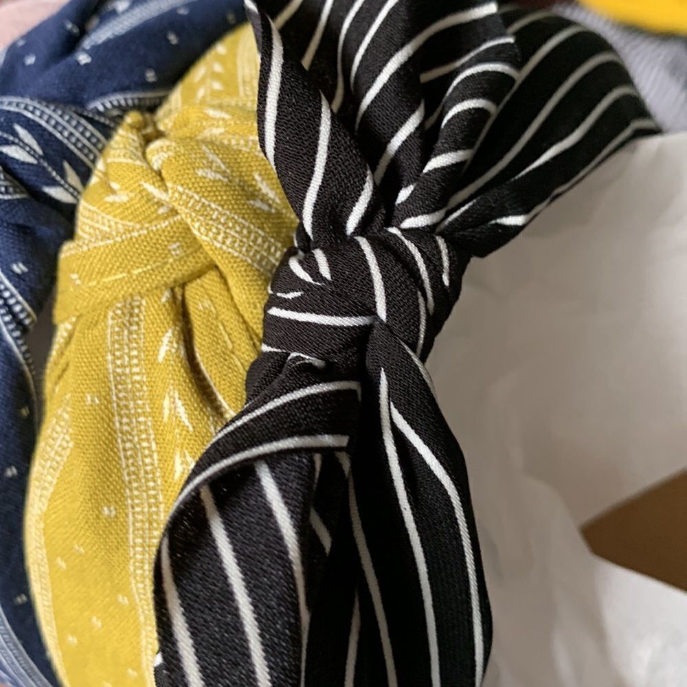 Bundle of Headbands  - Picture 3 of 9